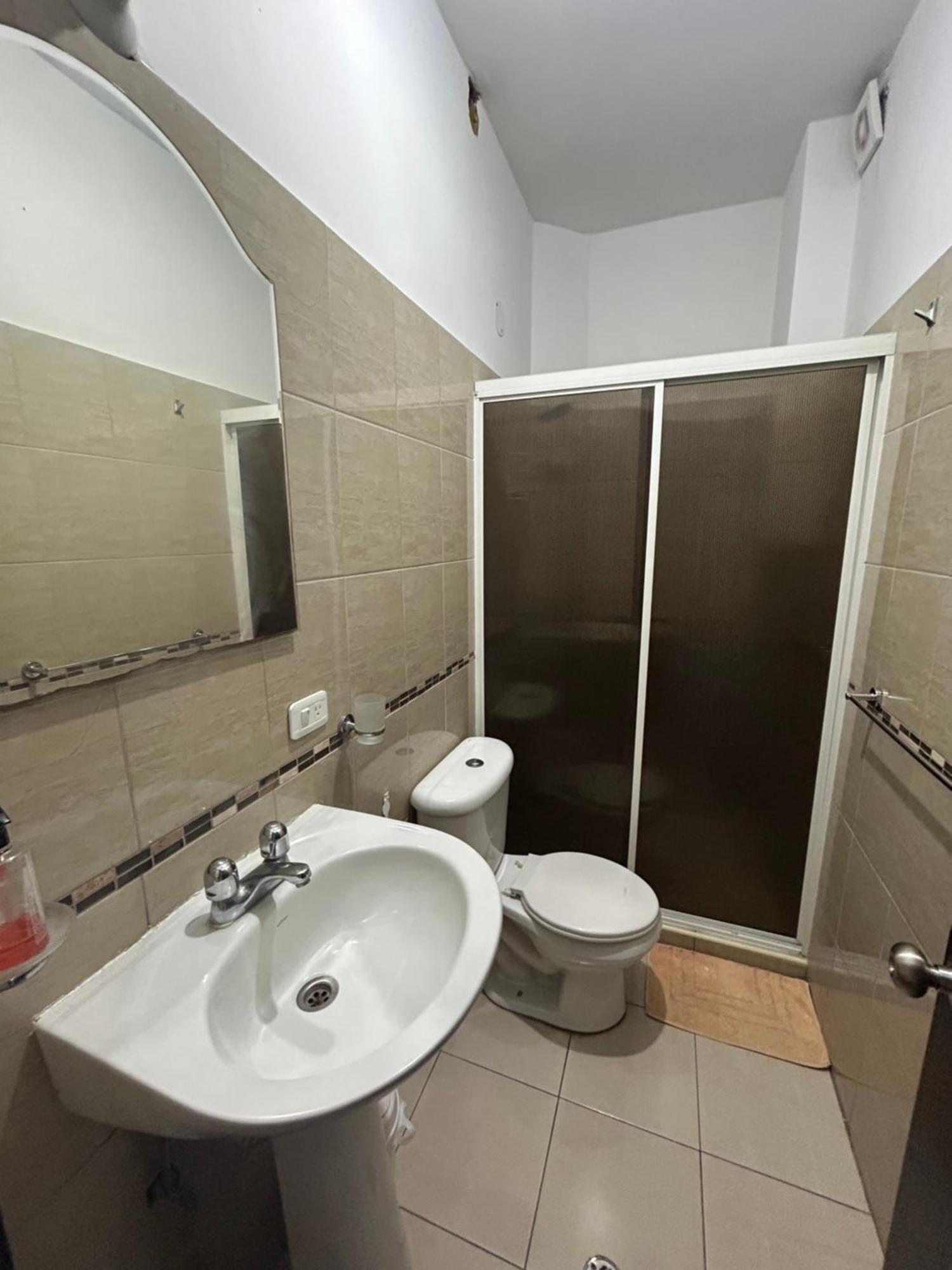 Departamentos De 2 Y 3 Habitaciones En El Centro De 曼塔 外观 照片